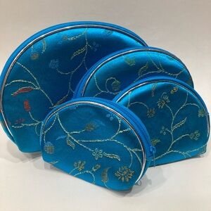 NESTING PURSES 4 BAGS